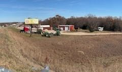 Mobile farm equipment repair service on-site
